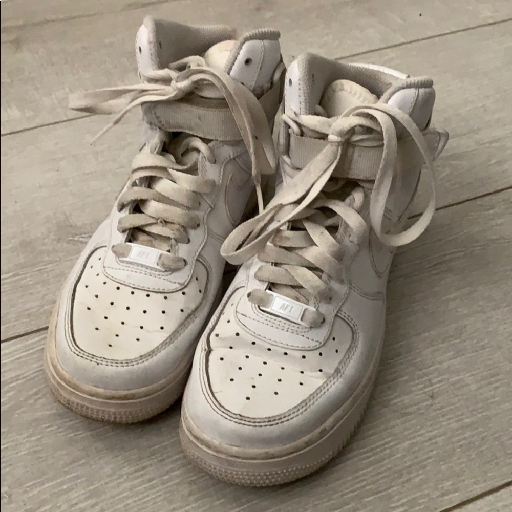 Nike Air white high tops size 4.5 Youth
